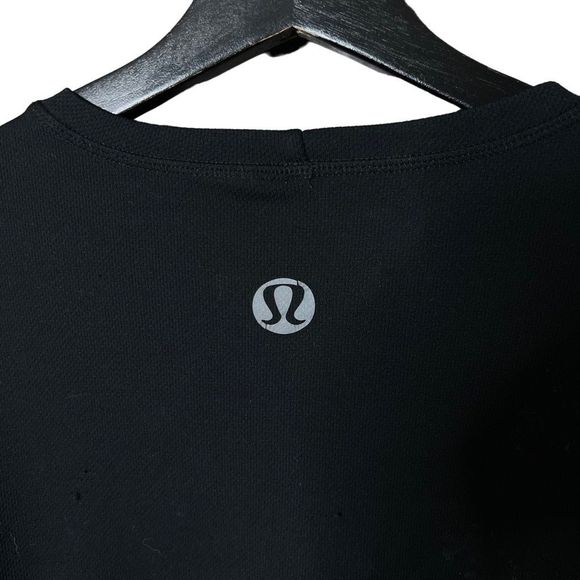 Lululemon Mens Long Sleeve Top Large - Picture 4 of 4